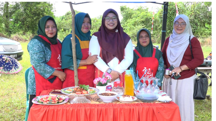 HADIRKAN LOMBA KULINER DI FESTIVAL PESISIR TEMAJUK 2025, KETUA DEKRANASDA YUNISA KATAKAN SEBAGAI SARANA PROMOSI MAKANAN KHAS TEMAJUK