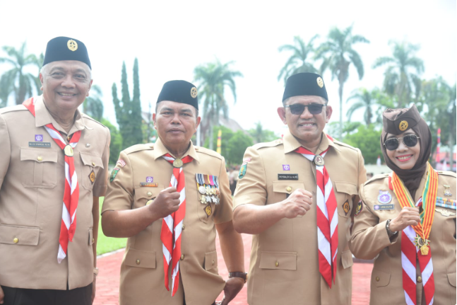 Wakil Bupati Sambas H. Heroaldi Djuhardi Alwi, ST., MT., Hadiri Apel Besar Hari Pramuka ke-64 di Mempawah