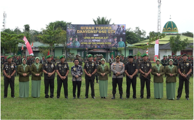 Bupati Sambas Hadiri Sertijab Danyonif 645/GTY