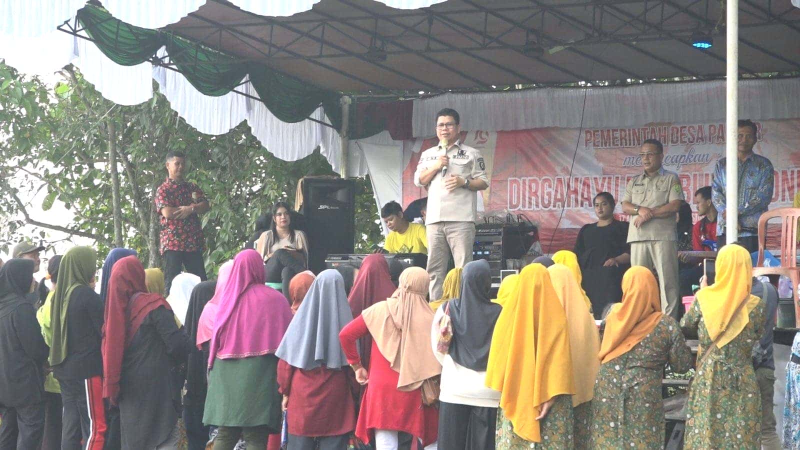 HADIRI HUT DESA PANCUR KE 352, BUPATI SATONO DUKUNG PENUH TANJUNG PURING JADI OBJEK WISATA