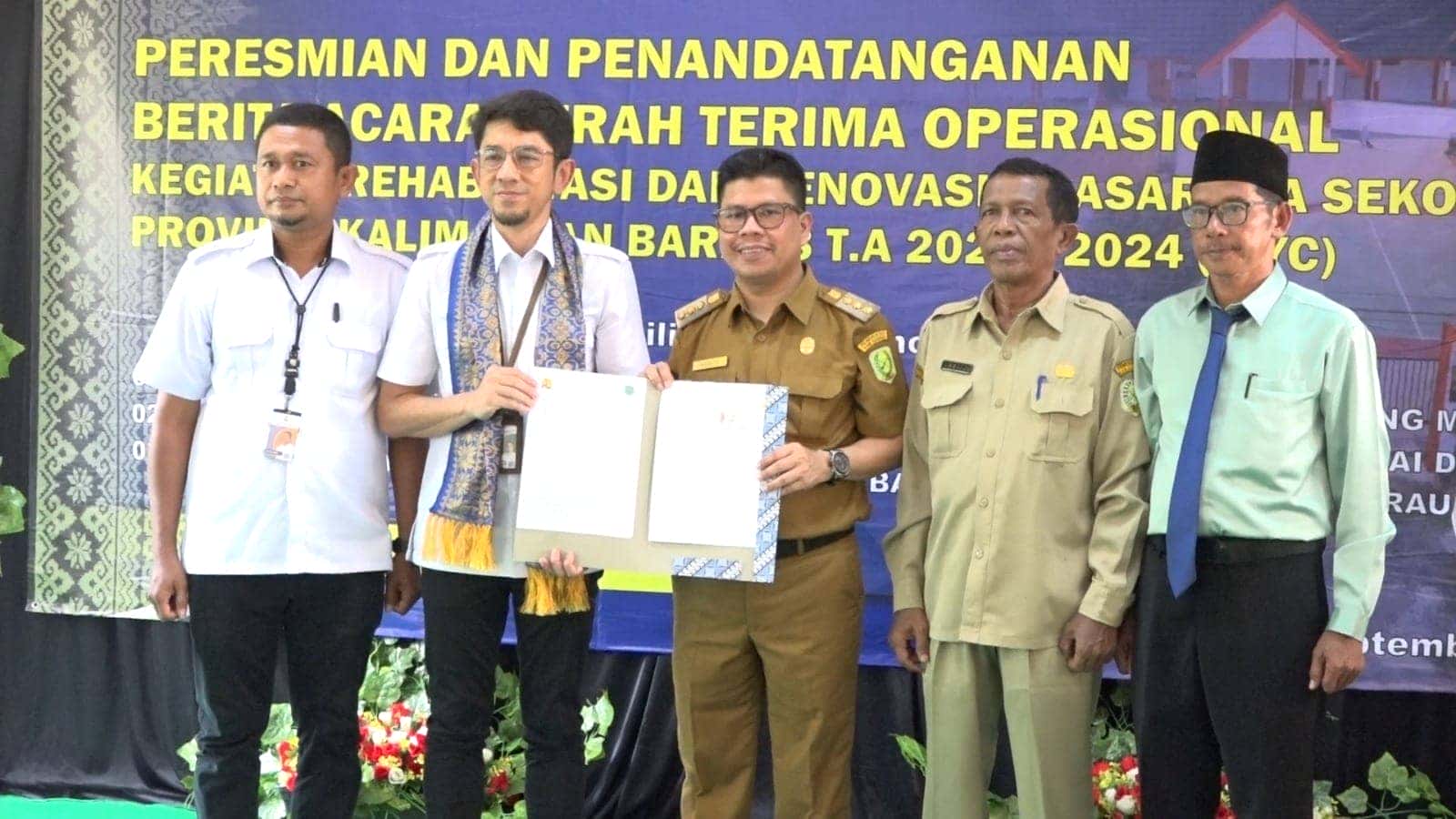 REHABILITASI SEKOLAH DASAR DI SALATIGA SEBAGAI BUKTI HADIRNYA BUPATI SATONO DALAM PEMBENAHAN DISEKTOR PENDIDIKAN