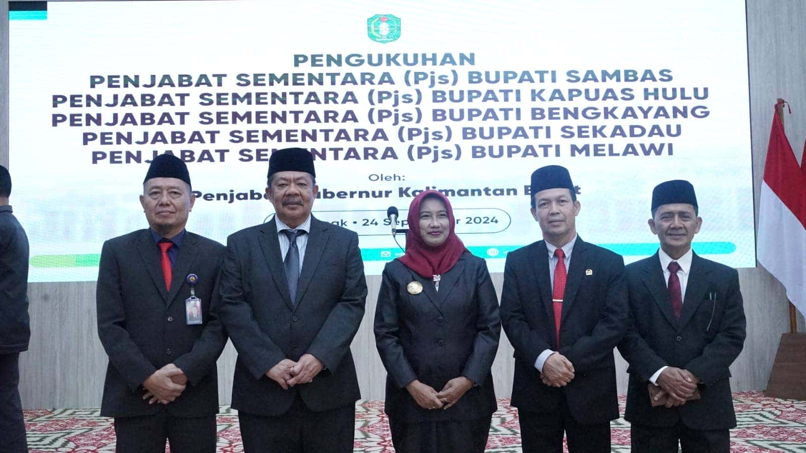 Pj Gubernur Horison lantik Dra. MARLYNA, M. Si Pjs Bupati Sambas