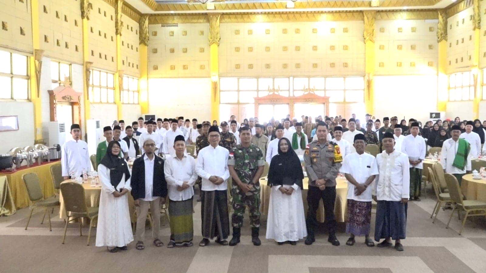 "Launching Gerakan Literasi Al-Qur'an, Pjs Bupati Sambas Dorong Generasi Emas Beriman"