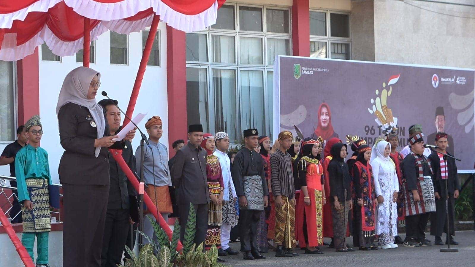 Pjs Bupati Sambas Pimpin Upacara Khidmat Peringatan HUT ke-96 Sumpah Pemuda di Kabupaten Sambas