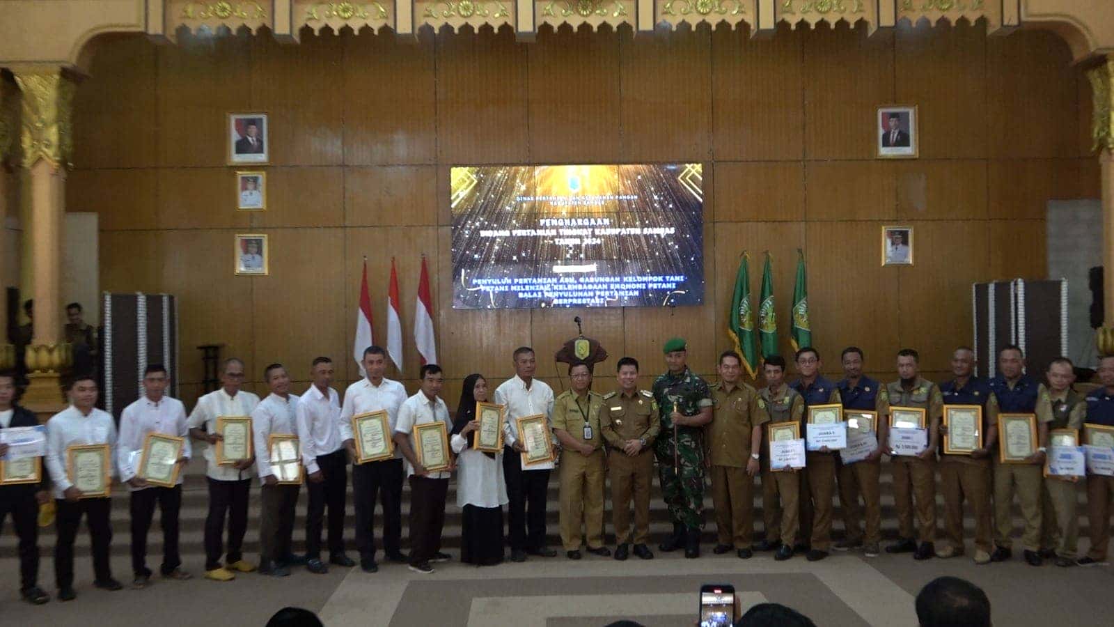 Penghargaan Insan Pertanian Sambas 2024: Apresiasi untuk Para Penggerak Sektor Pertanian