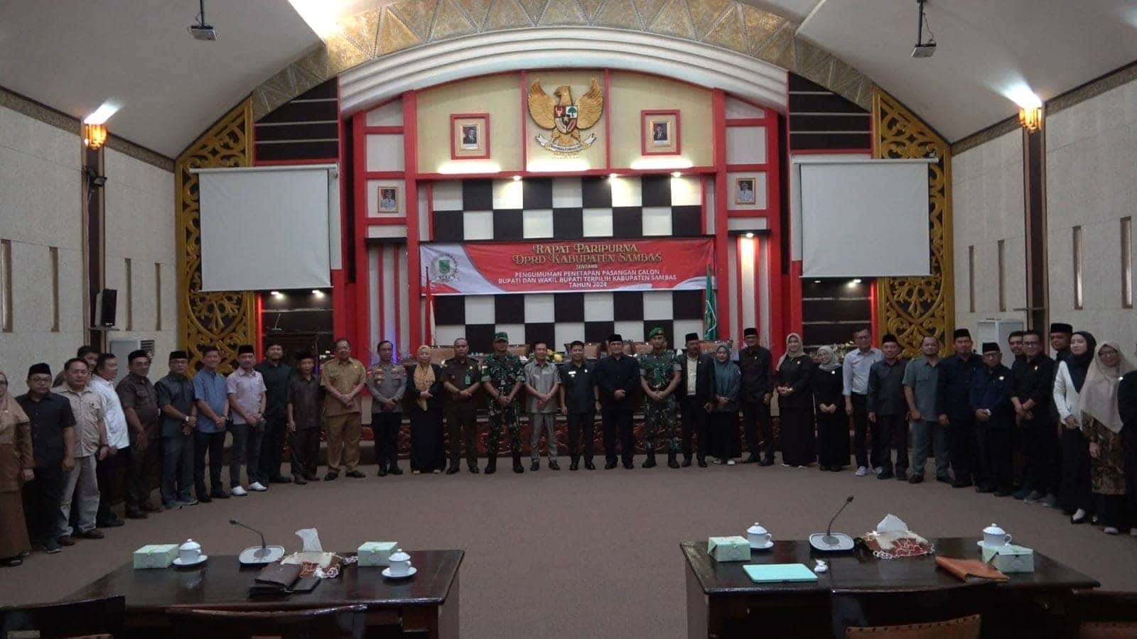 DPRD Sambas Gelar Paripurna Penetapan Bupati dan Wakil Bupati Terpilih