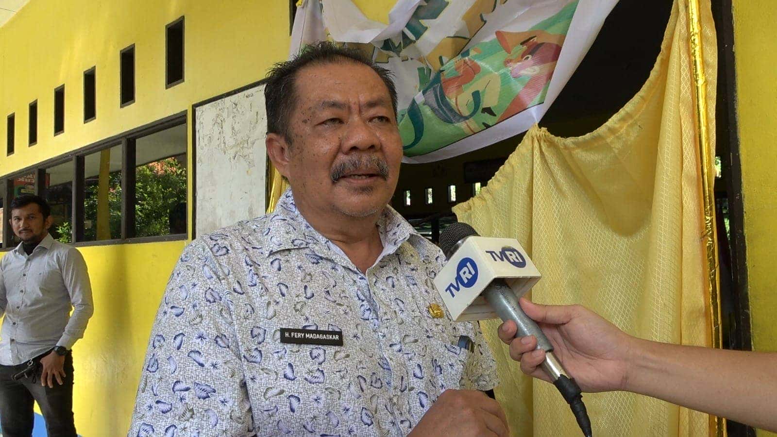 SEKDA TINJAU PERSIAPAN MBG DI SMPN 1 SAMBAS