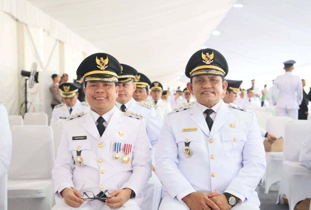 Resmi Dilantik, Bupati Sambas H. Satono dan Wakil Bupati Sambas H. Heroaldi Siap Membangun Sambas Lebih Baik