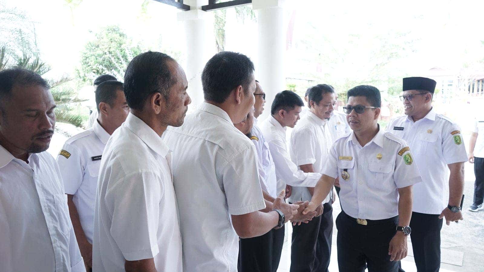 BUPATI BERSAMA WAKIL BUPATI LAKUKAN SIDAK KE BEBERAPA INSTANSI PASCA LIBUR IDULFITRI