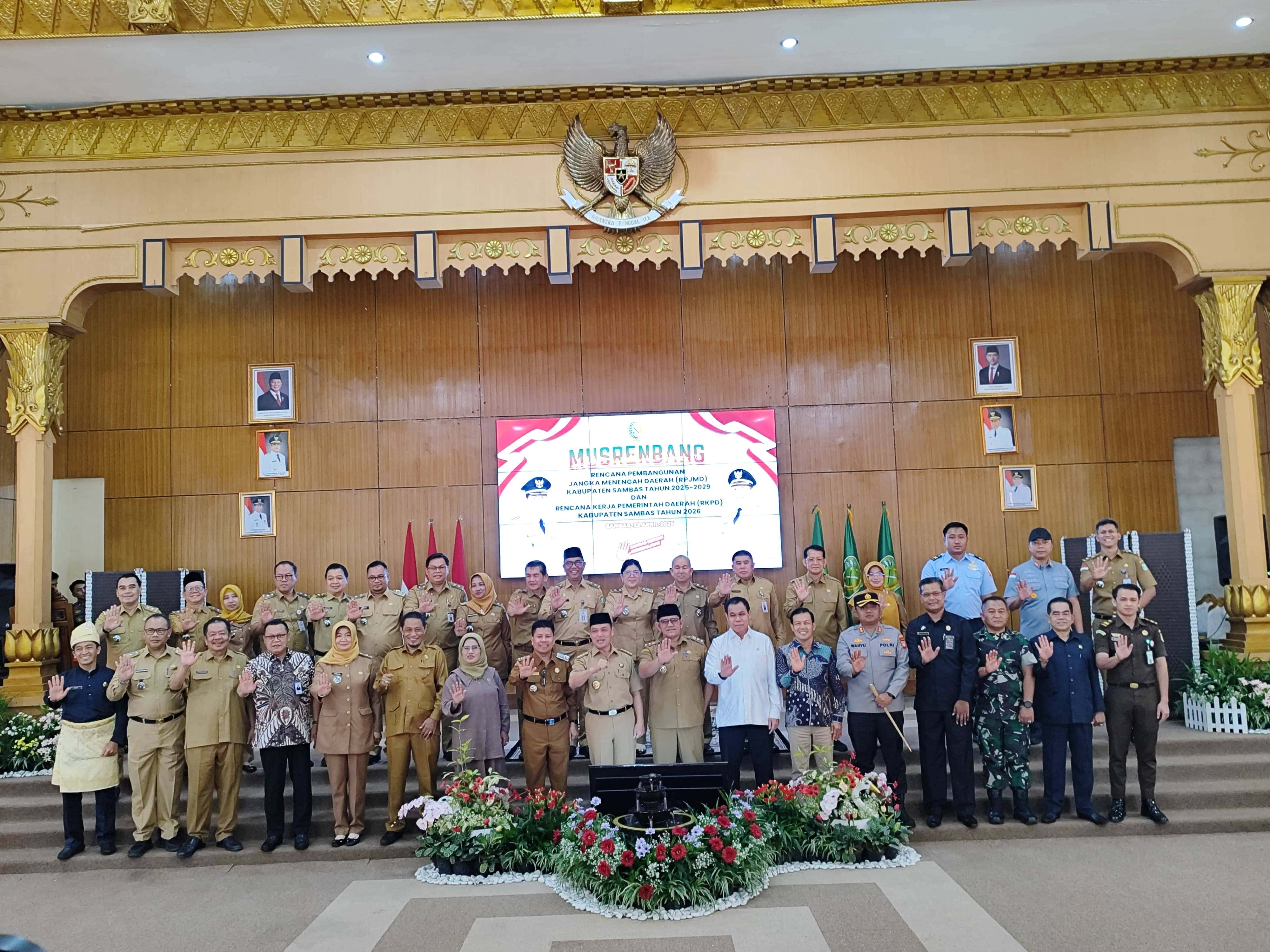 Dihadapan Gubernur Norsan, Bupati Satono Paparkan Potensi Daerah Dalam Musrenbang RKPD 2026 Kabupaten Sambas