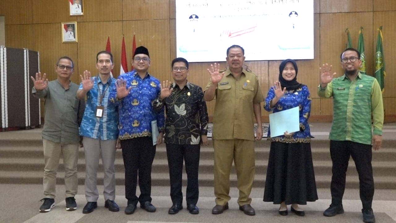 277 CPNS Formasi 2024 Terima SK dari Bupati Sambas, H. Satono Tekankan Loyalitas dan BerAKHLAK