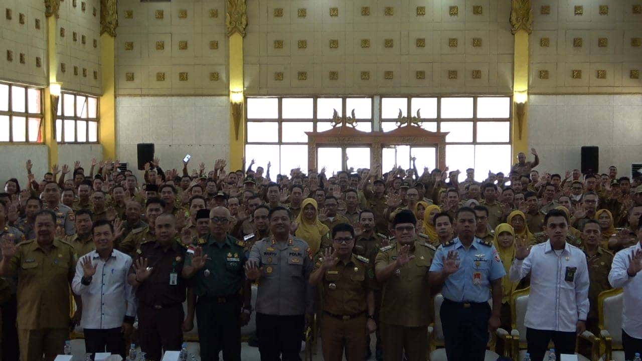 PEMERINTAH KABUPATEN SAMBAS GELAR RAPAT KOORDINASI PERCEPATAN TANAM DAN PANEN JAGUNG SESUAI INPRES NOMOR 10 TAHUN 2025