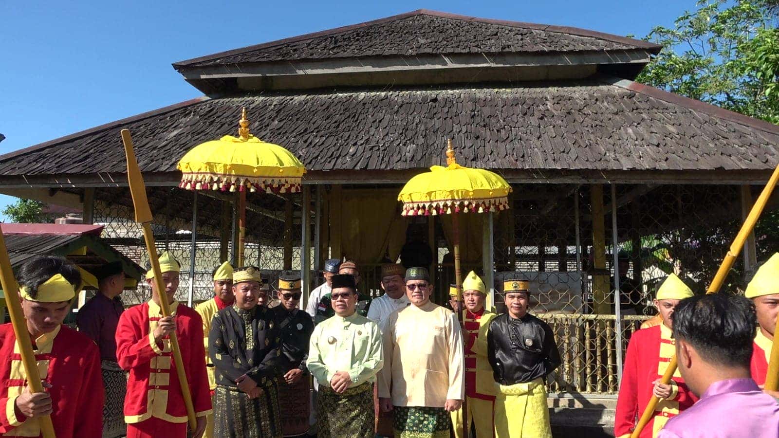 Ziarah Makam Raden Sulaiman Warnai Peringatan Hari Jadi Kota Sambas ke-394