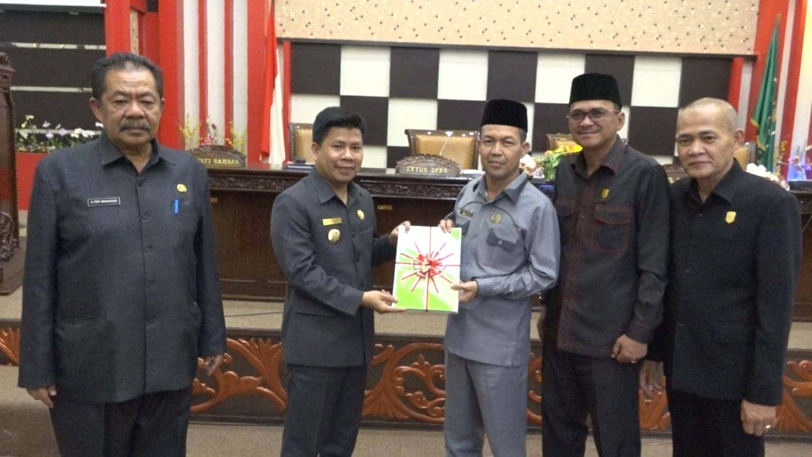 BUPATI SATONO PAPARKAN LKPJ SAMBAS TAHUN ANGGARAN 2022