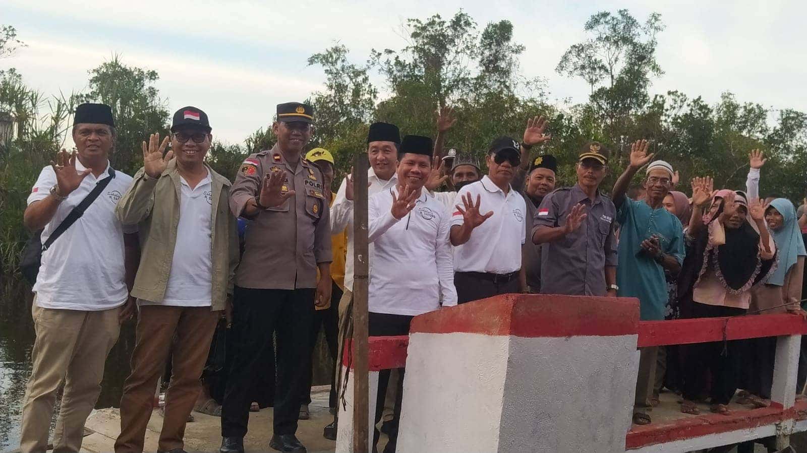 JEMBATAN BARU, WARGA BERTERIMA KASIH KEPADA BUPATI SATONO