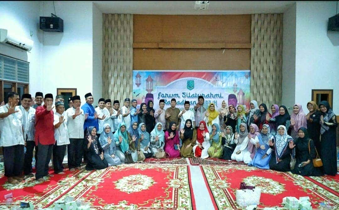 BUPATI SAMBAS LAKUKAN FORUM SILATURAHMI DAN BUKA BERSAMA RAMADHAN 1444 H DINKES SAMBAS