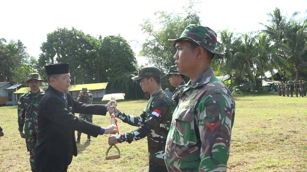 Upacara Pembukaan TMMD Regtas Ke-116 Tahun 2023 Kodim 1208 Sambas