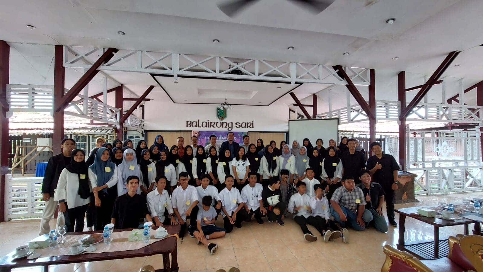 WAKIL BUPATI SAMBAS BUKA REGENERASI FORUM ANAK DAERAH KABUPATEN SAMBAS TAHUN 2023