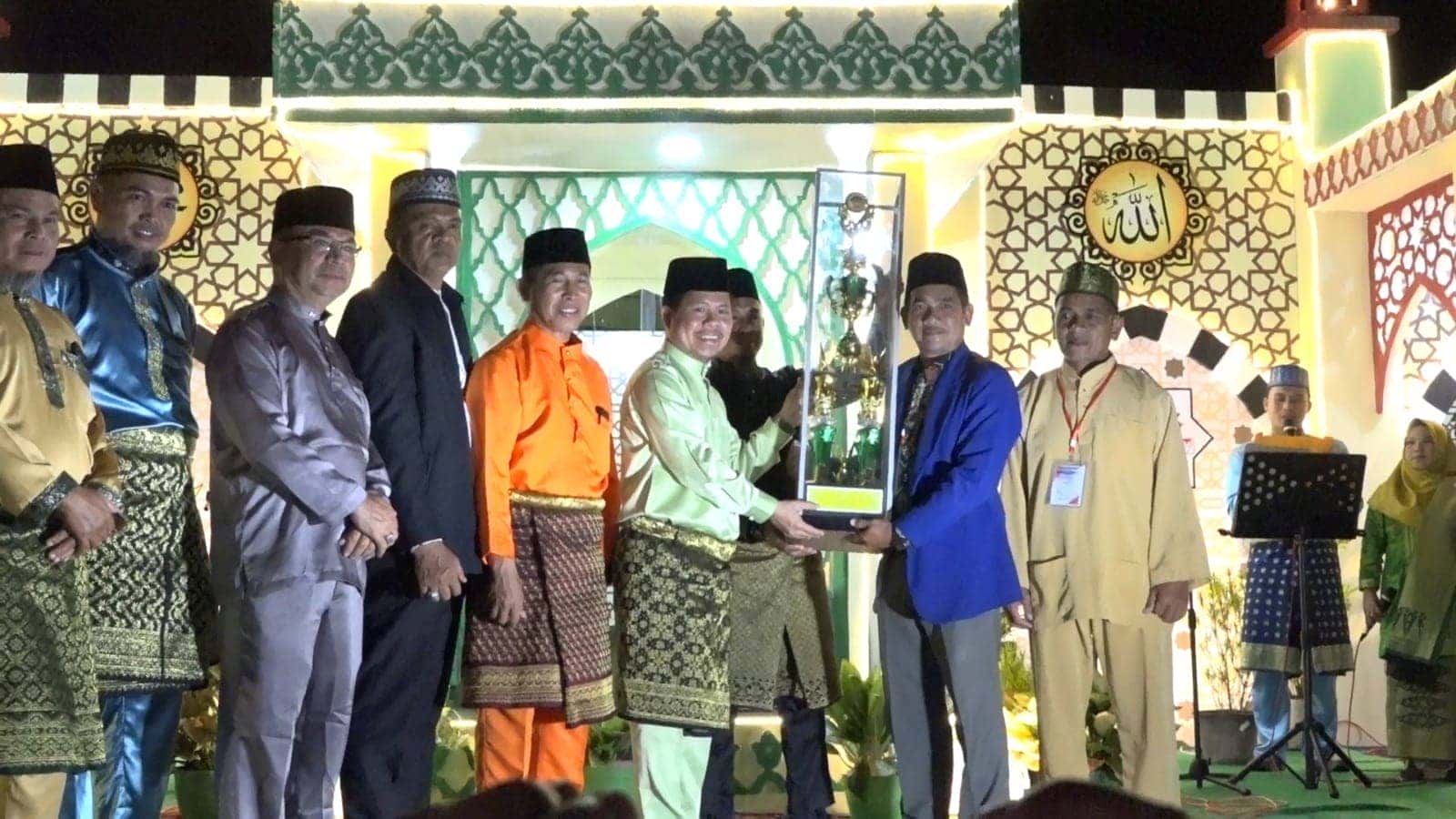 Bupati Satono Tutup MTQ ke-X Kecamatan Sajad
