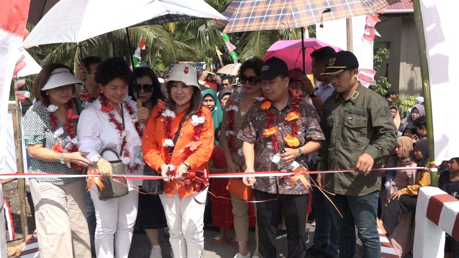 Bupati Satono Resmikan Jembatan Berkemajuan Sui. Kumpai Untuk Permudahkan Akses Darat Masyarakat