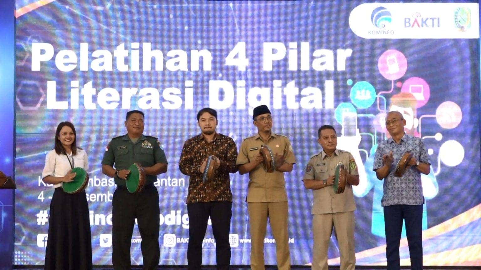 Ajak Masyarkat Cerdas Berdigital, Pemda Sambas Gelar Pelatihan 4 Pilar Literasi Digital