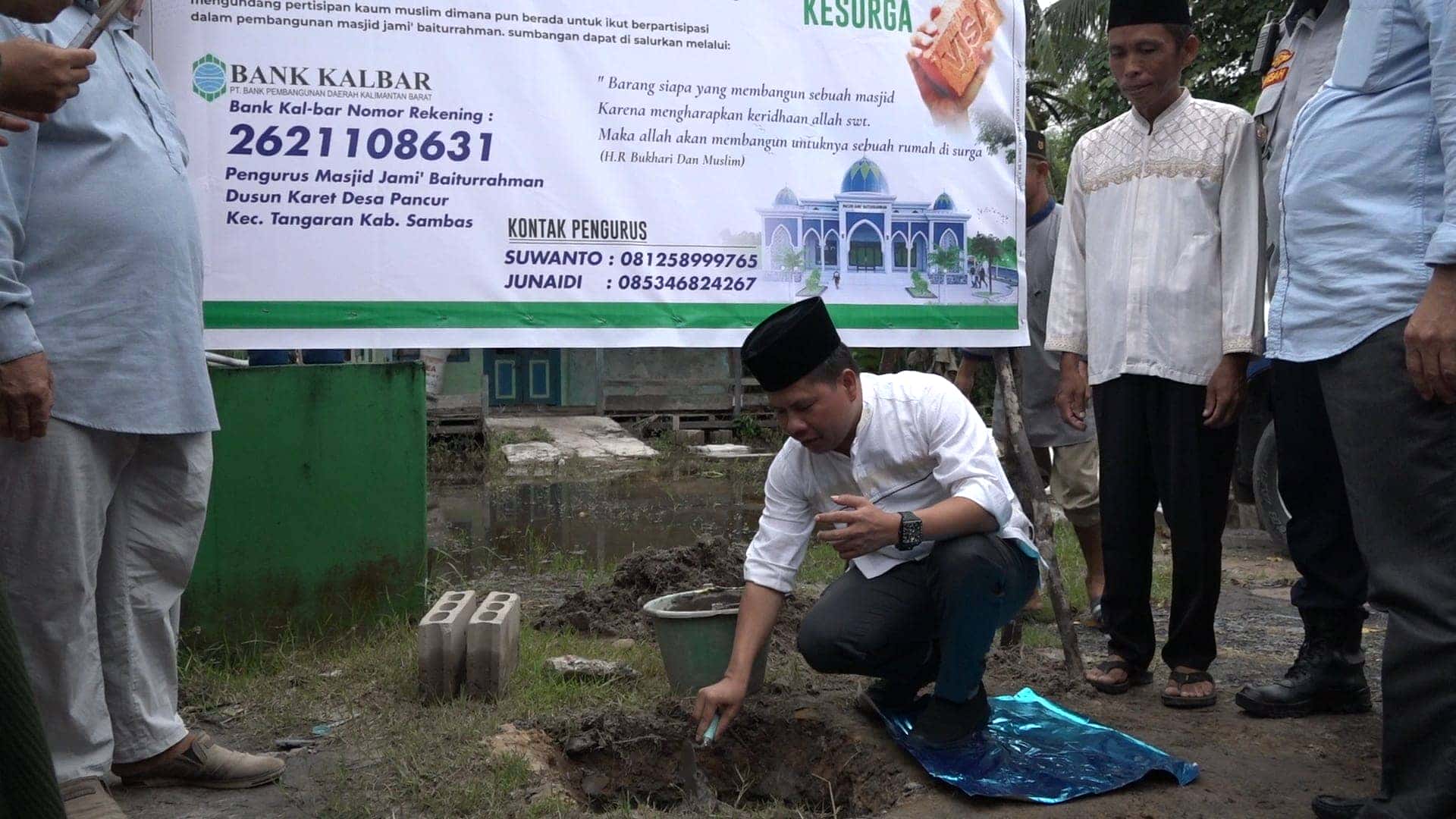 SEJALAN DENGAN VISI MISI, BUPATI SATONO SAMBUT BAIK PEMBANGUNAN MESJID JAMI’ BAITURRAHMAN DUSUN KARET DESA PANCUR TANGARAN