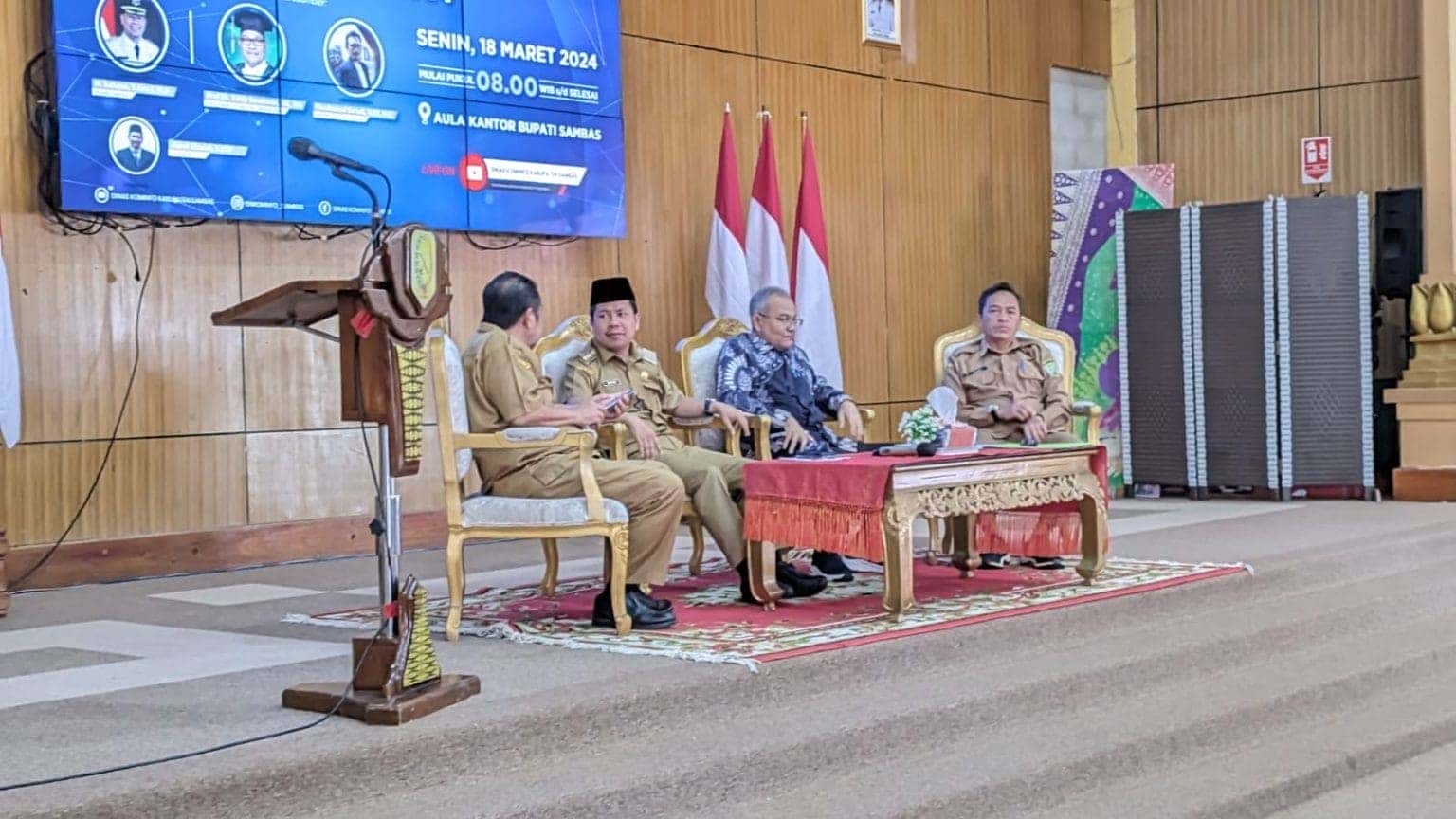 Bupati Sambas Buka Giat Outlook Ekonomi Sambas 2024