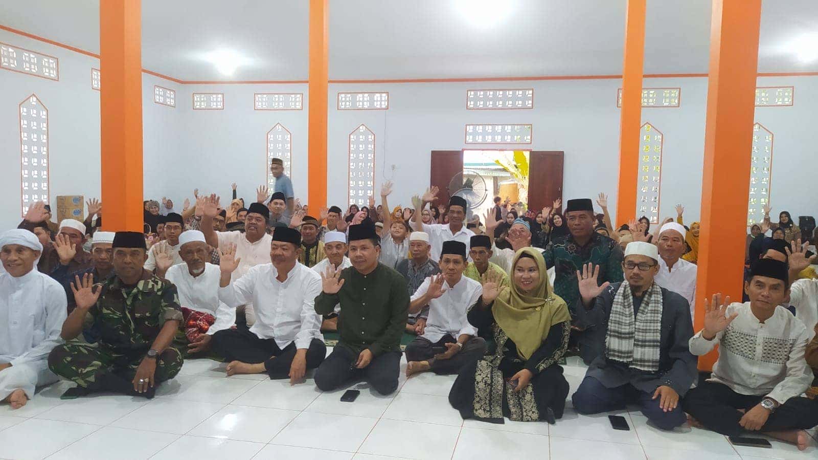 SAFARI RAMADHAN KE DUSUN BARU DI SALATIGA, BUPATI SATONO BAHAGIA BISA BERSILATURAHMI