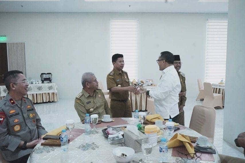 BUPATI SATONO UNGKAP SIAP SINKRONKAN PEMBANGUNAN KAB. SAMBAS DENGAN PROVINSI KALBAR