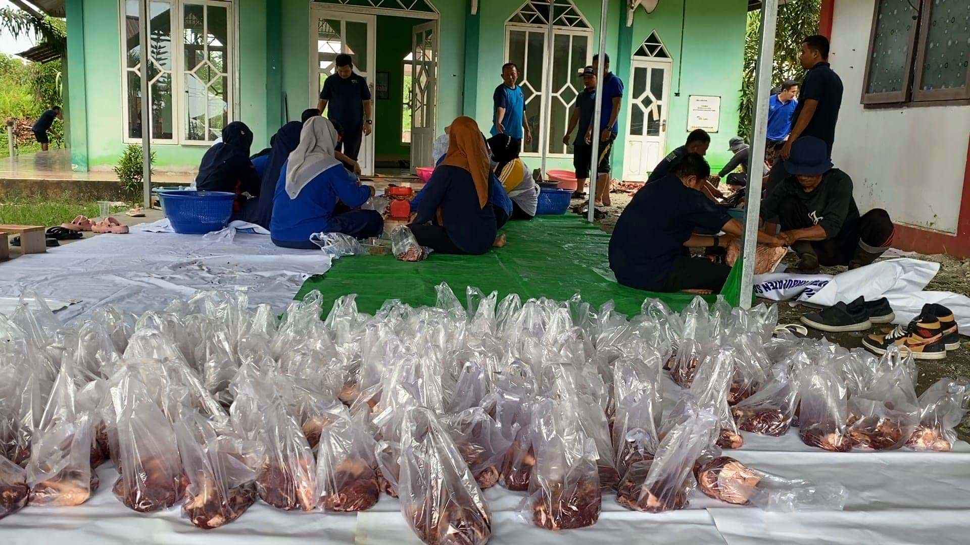 Dinas Kesehatan Sambas Laksanakan Kurban, Bentuk Solidaritas Kemanusiaan